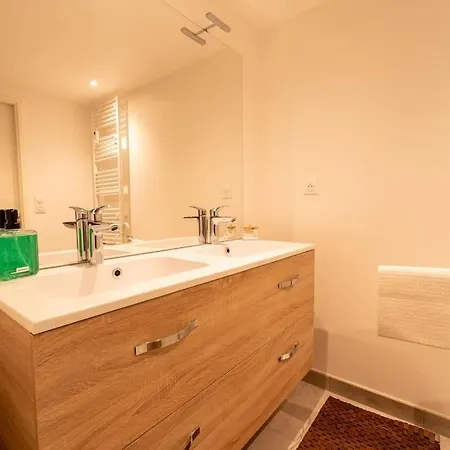 T3 Neuf 5 Minutes Des Plages Garage Prive Apartment