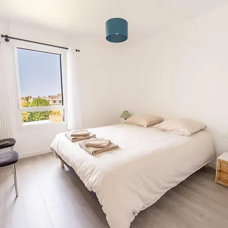 T3 Neuf 5 Minutes Des Plages Garage Prive Apartment Dinard